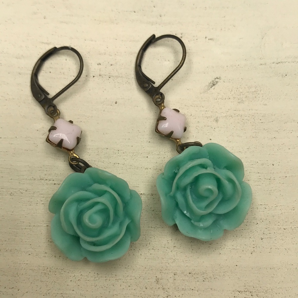 Sea foam Green Flower Earrings